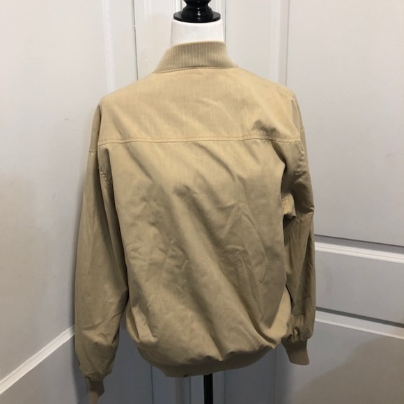 Eddie Bauer Bomber jacket size Med - Picture 2 of 4